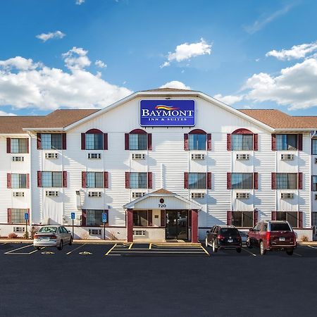 Baymont By Wyndham Cedar Rapids Hotel Buitenkant foto